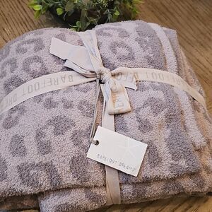 Barefoot Dreams Gray Leopard Blanket NWT 54×72"